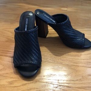 Woven Mule Heel Sandal